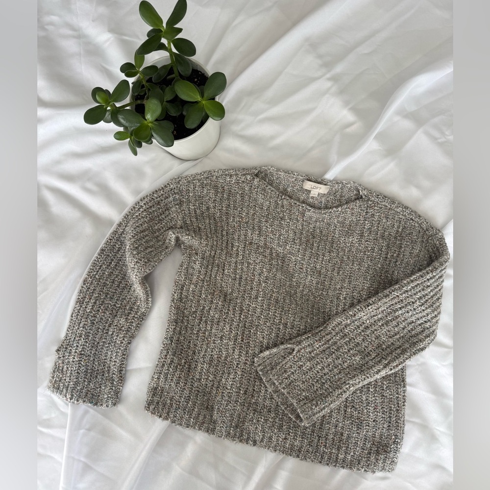 LOFT Heathered Gray Crew Neck Sweater